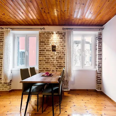 Martinucci@historical Centre Appartamento